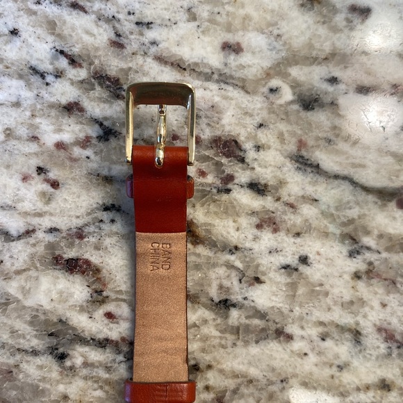 Disney Winnie the Pooh, genuine leather watch - Picture 8 of 10